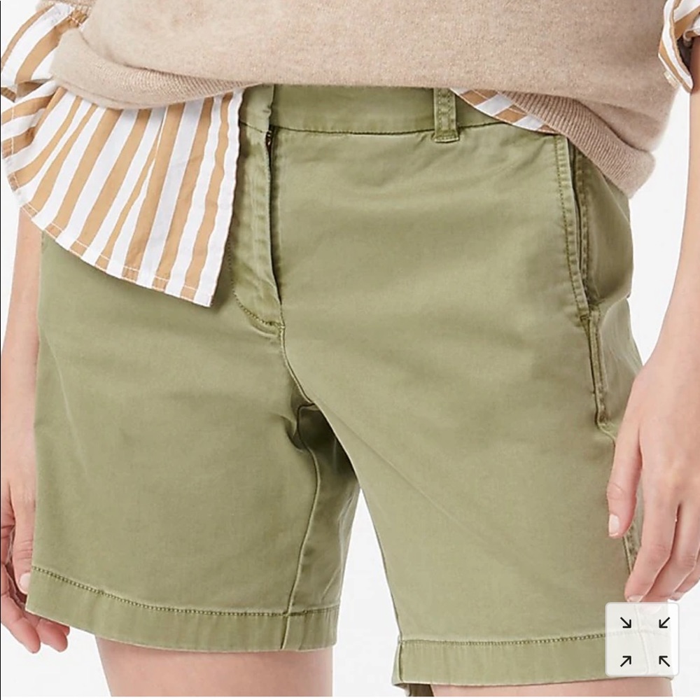 SOLD 🤎J.CREW Frankie Short!
